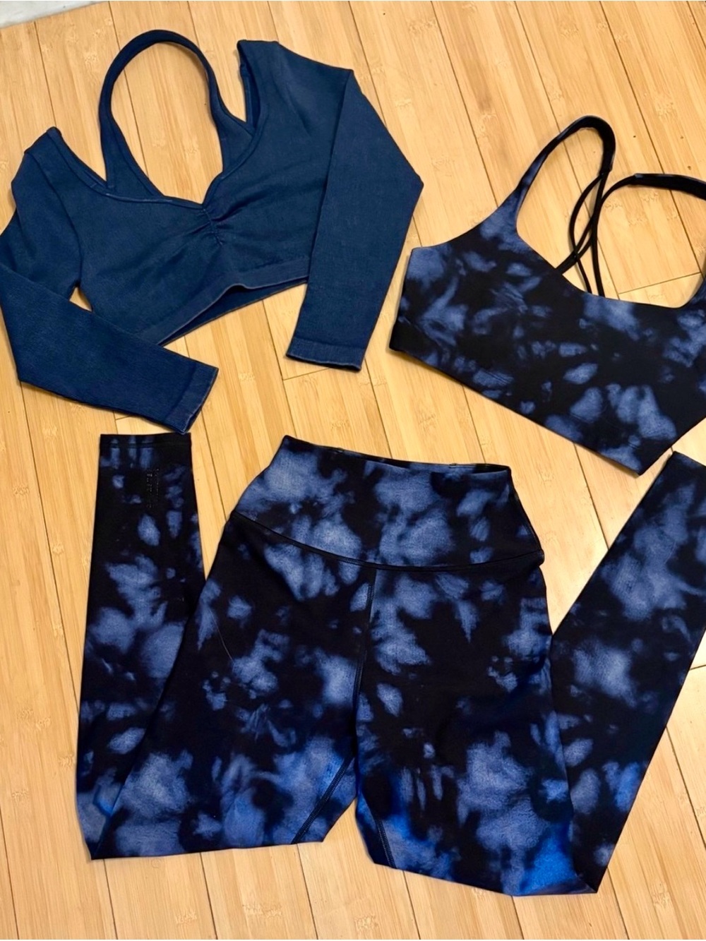 3PC SG Bundle! Nirvana Lotus Leggings, Bra (no pads), and Top! Pristine!
